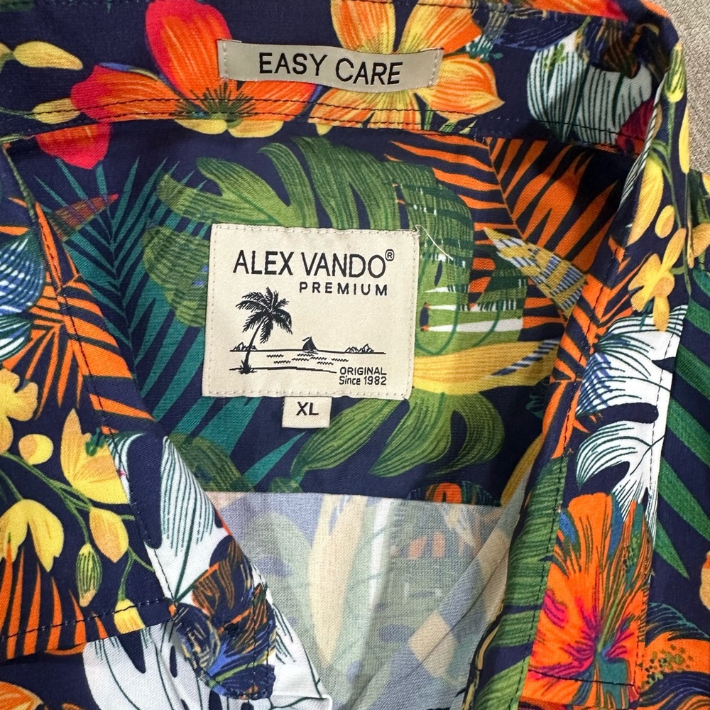 Alex Vando Tropical Button Down Short Sleeve shirt Size XL - Picture 5 of 5